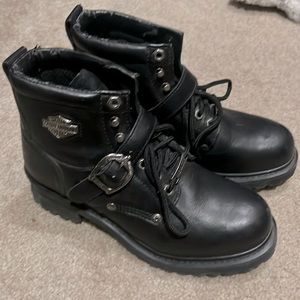 Women’s Harley Davidson steel toe boots